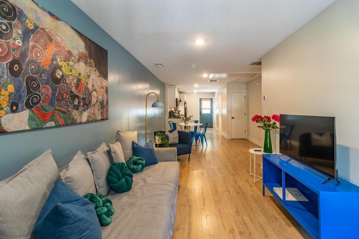 Cute 2 Bedroom 7 Minutesdowntown Holiday home